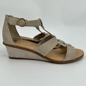Dr Scholls Genuinely Women's Beige/Taupe Wedge  Sandals Strappy Closed Heel 8.5M